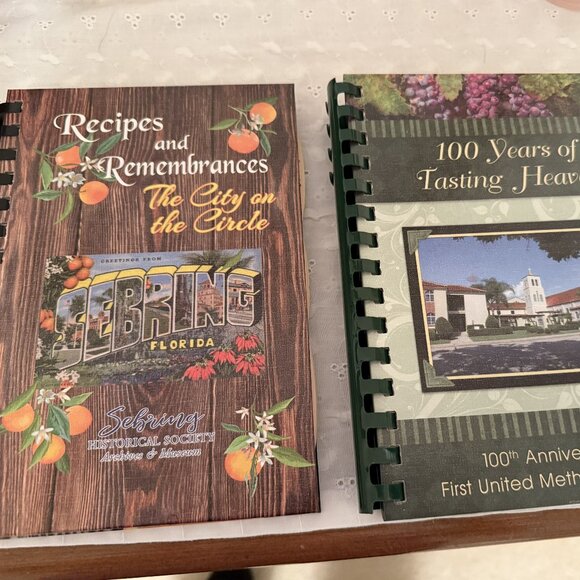 Cookbooks for the cook or for the collector - Picture 1 of 4